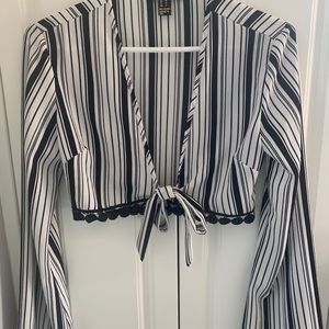 Zaful - Flowy Crop Top